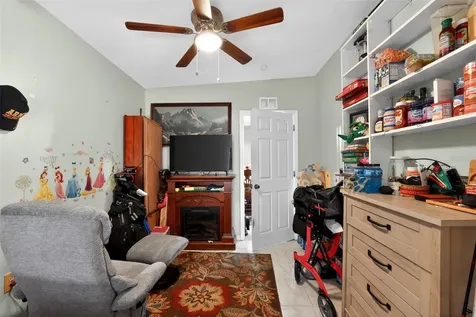 702 NW 3rd Street Mulberry FL 33860