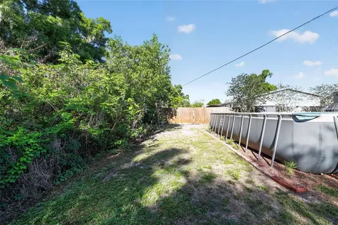 702 NW 3rd Street Mulberry FL 33860