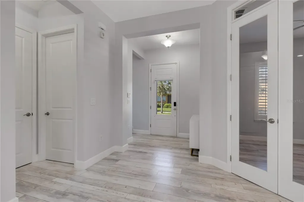 8427 Reymont Street Orlando FL 32827