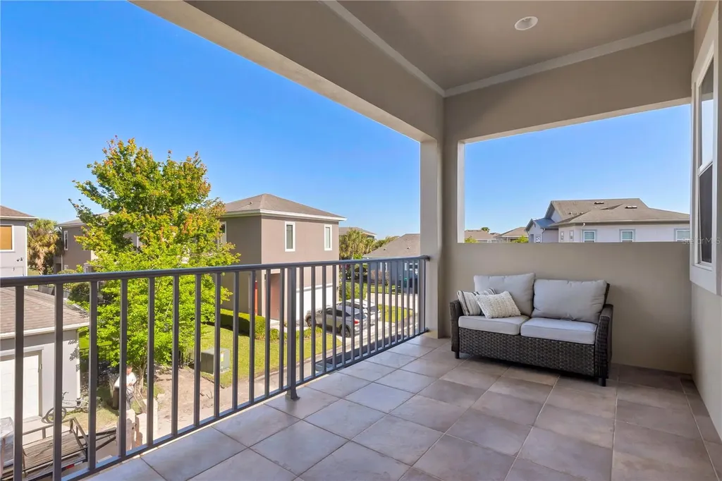 8427 Reymont Street Orlando FL 32827