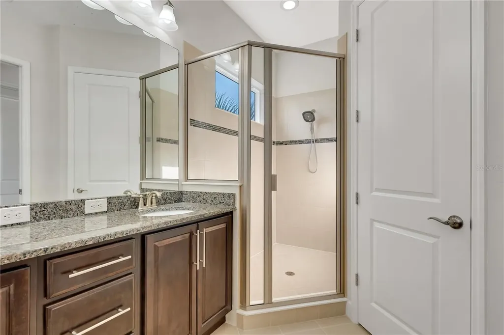 8427 Reymont Street Orlando FL 32827