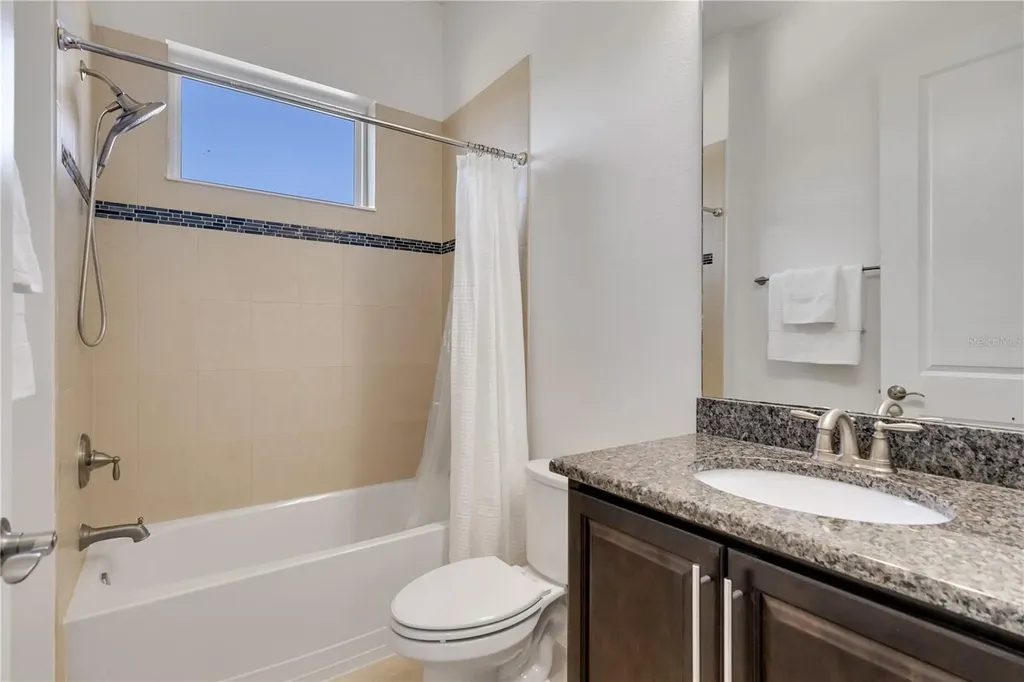 8427 Reymont Street Orlando FL 32827