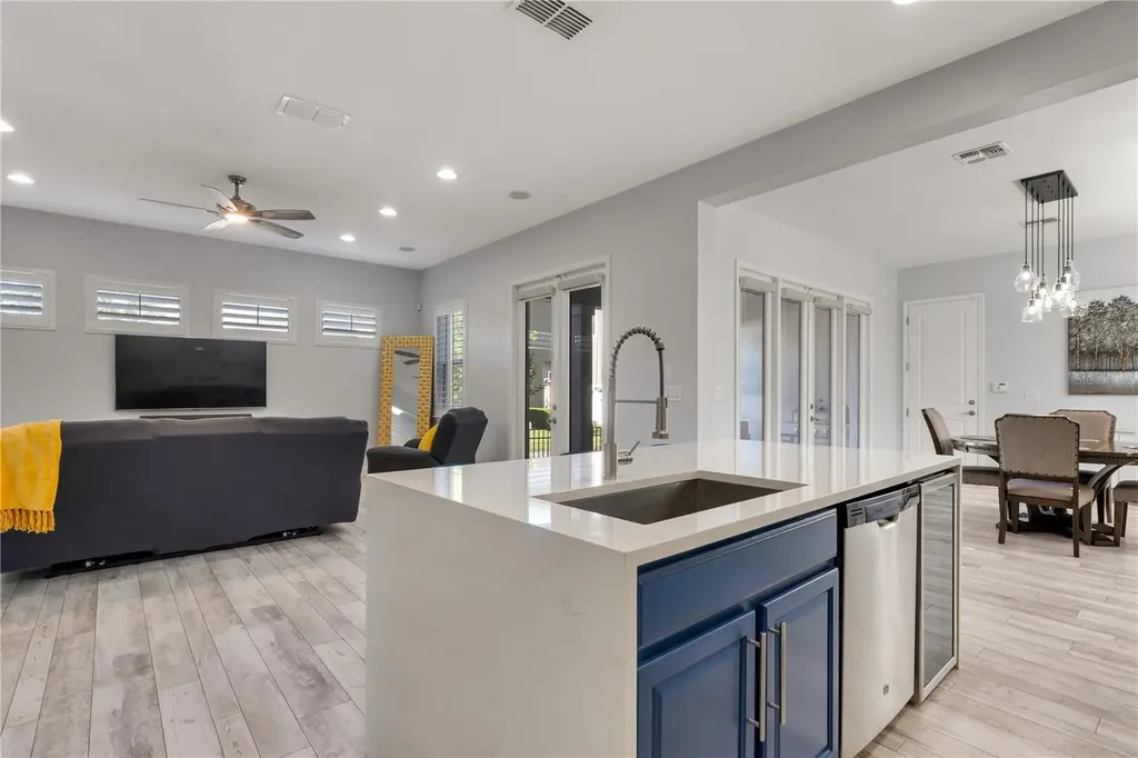 8427 Reymont Street Orlando FL 32827