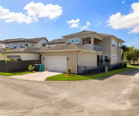 8427 Reymont Street Orlando FL 32827