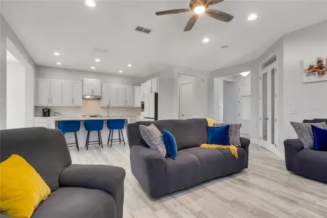 8427 Reymont Street Orlando FL 32827