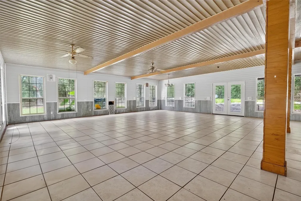 3749 V SW 22nd Place Bell FL 32619