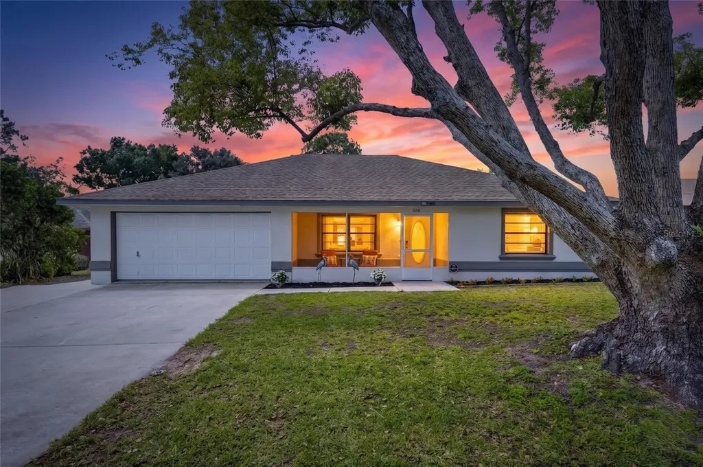 926 Hillgrove Lane Auburndale FL 33823
