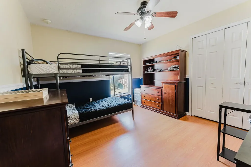 2043 Corner Tree Court Orlando FL 32820