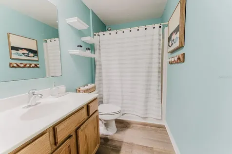 2043 Corner Tree Court Orlando FL 32820
