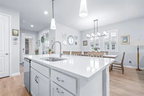 6131 Timberdale Avenue Wesley Chapel FL 33545