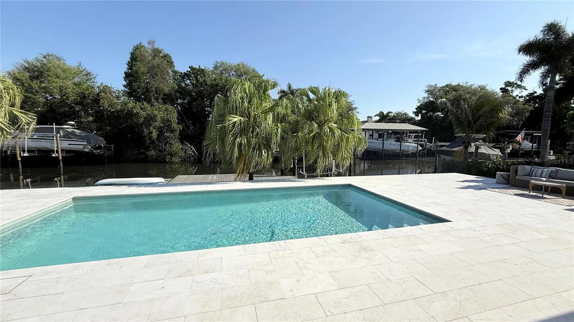 797 45th Avenue NE St Petersburg FL 33703