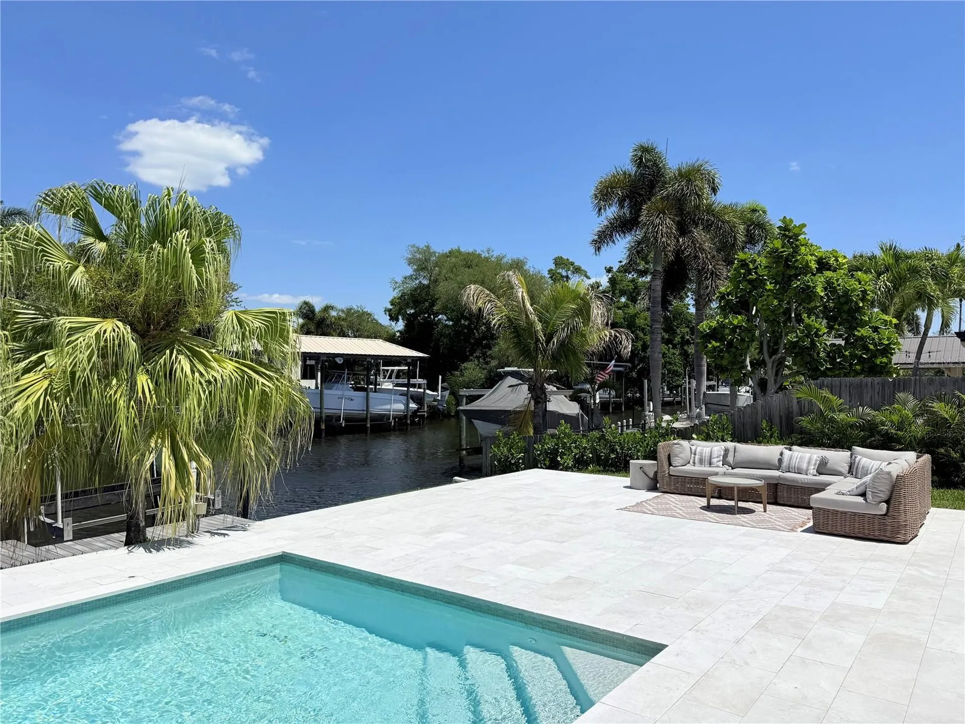 797 45th Avenue NE St Petersburg FL 33703