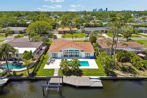 797 45th Avenue NE St Petersburg FL 33703