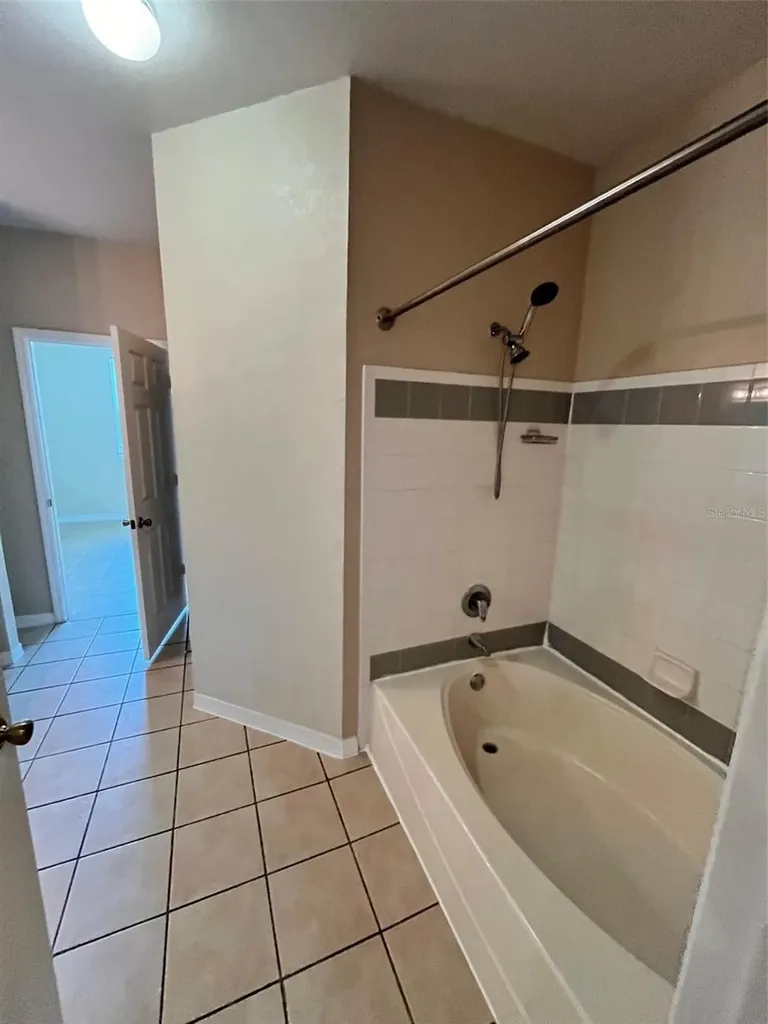 6685 Queens Borough Avenue Orlando FL 32835