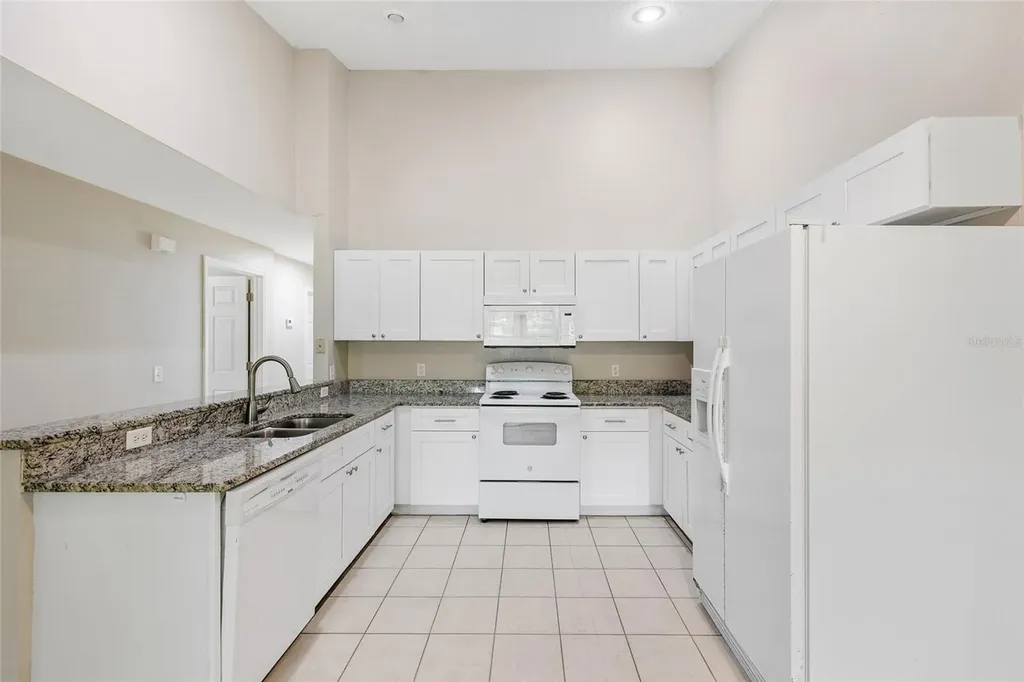 37227 Grassy Hill Lane Dade City FL 33525