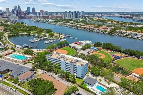 160 Columbia Drive Tampa FL 33606