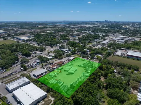 2811 N 62nd Street Tampa FL 33619