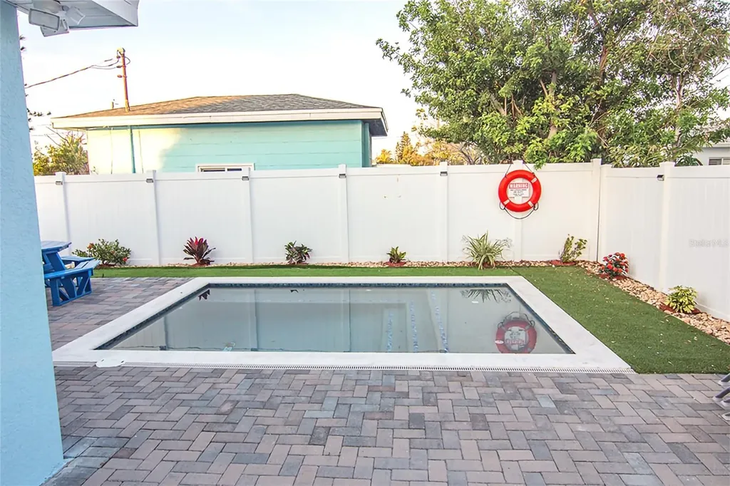 352 144th Avenue Madeira Beach FL 33708