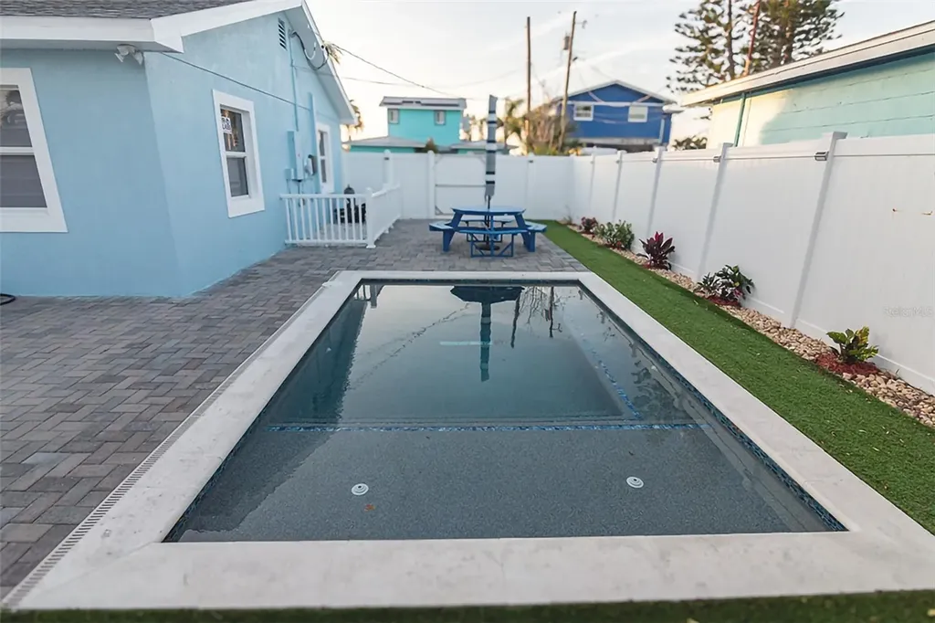 352 144th Avenue Madeira Beach FL 33708