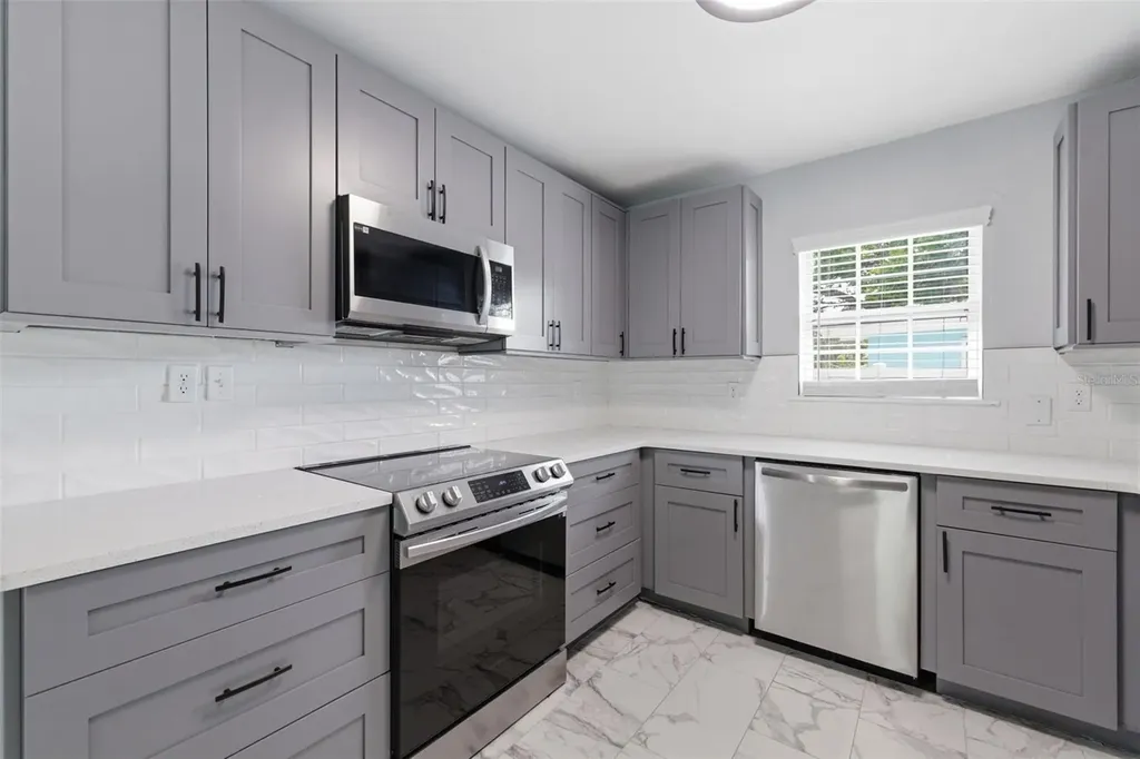 3230 51st Street N St Petersburg FL 33710