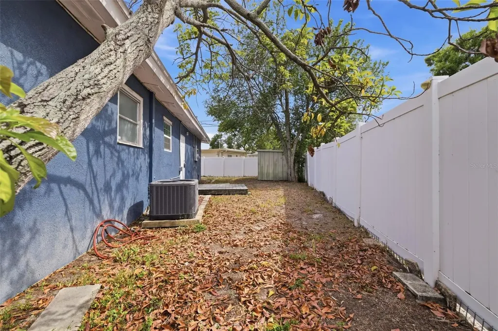3230 51st Street N St Petersburg FL 33710