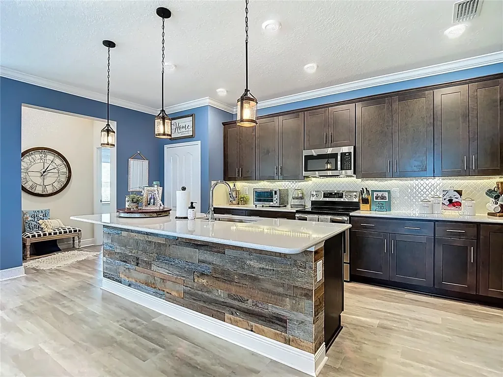 30980 Jazz Leaf Place San Antonio FL 33576