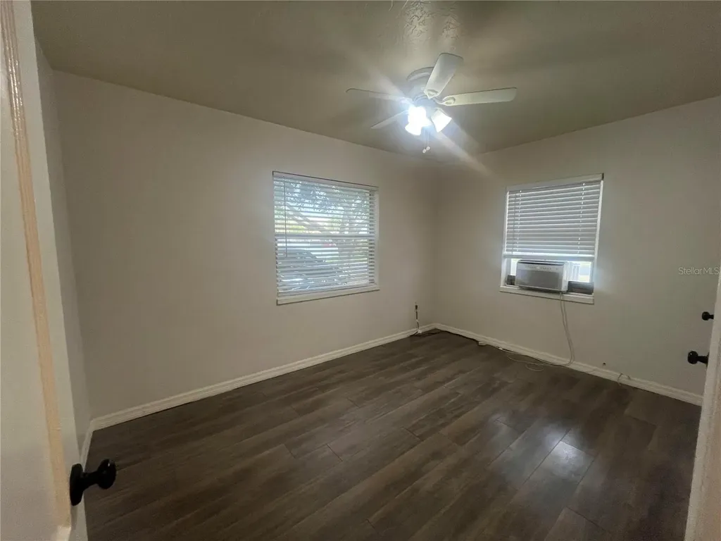 10825 Navajo Drive St Petersburg FL 33708