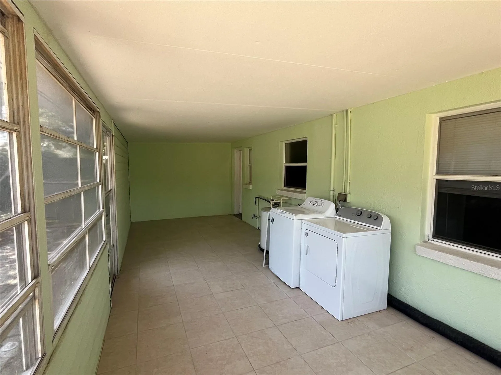 10825 Navajo Drive St Petersburg FL 33708