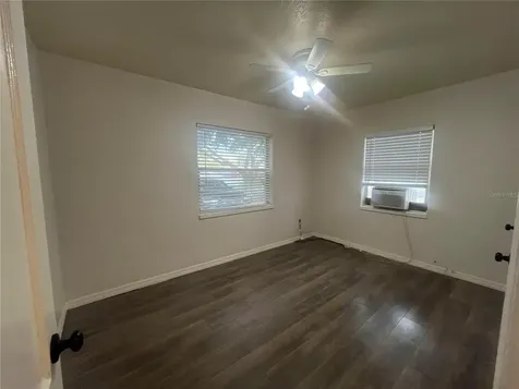 10825 Navajo Drive St Petersburg FL 33708