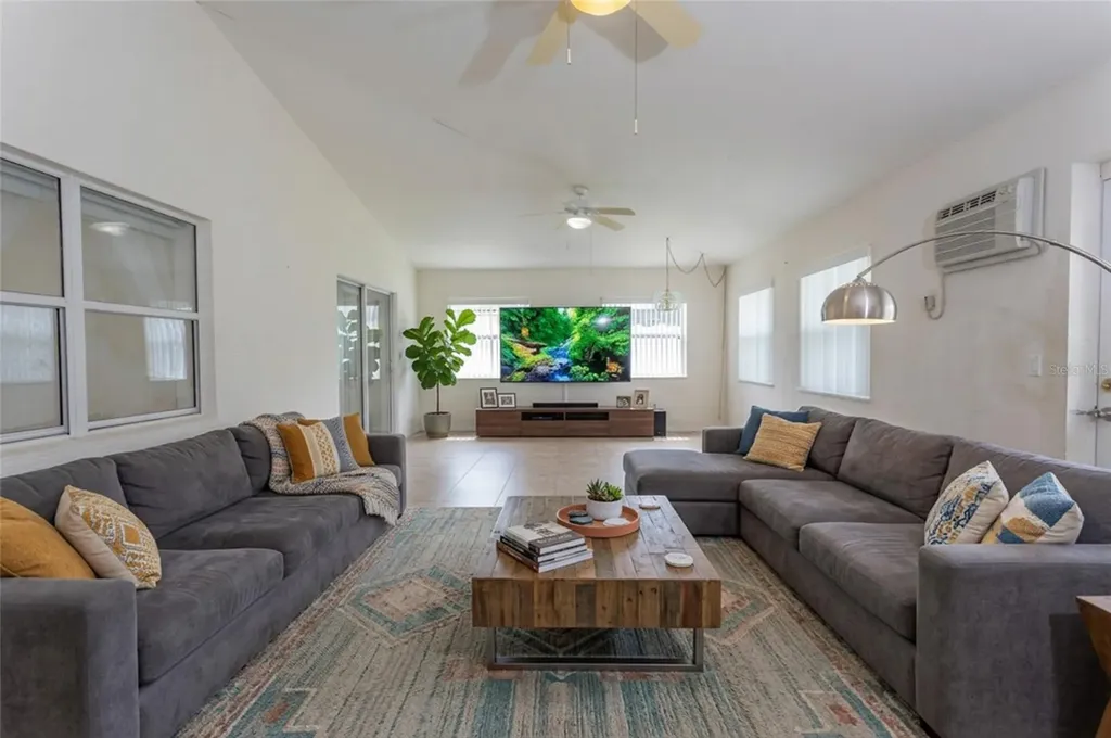38 Pittwick Lane Palm Coast FL 32164