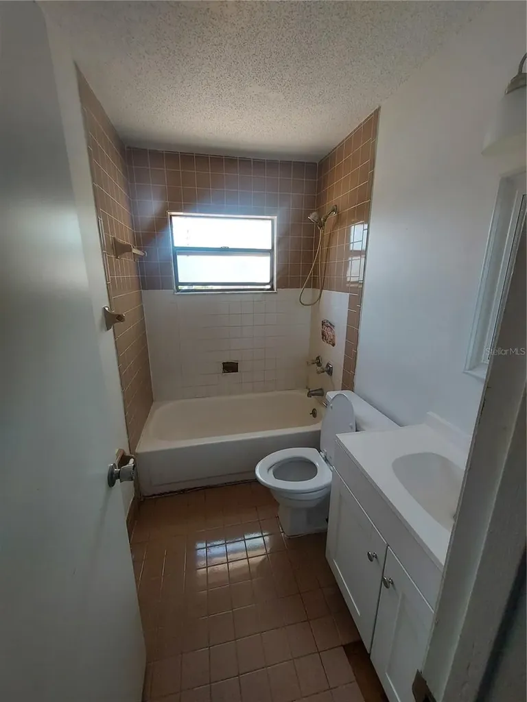 3535 E Fort King Street Ocala FL 34470