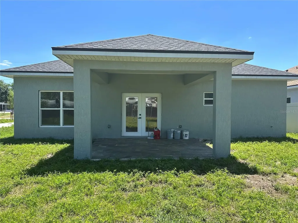 1404 Lowry Avenue E Haines City FL 33844