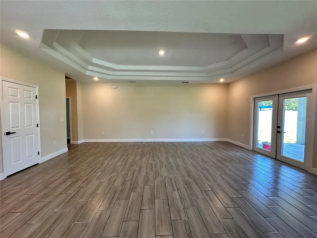 1404 Lowry Avenue E Haines City FL 33844