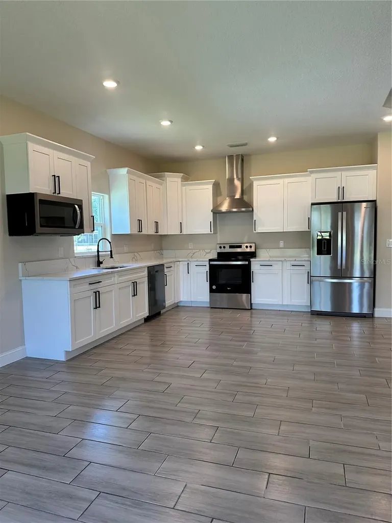 1404 Lowry Avenue E Haines City FL 33844