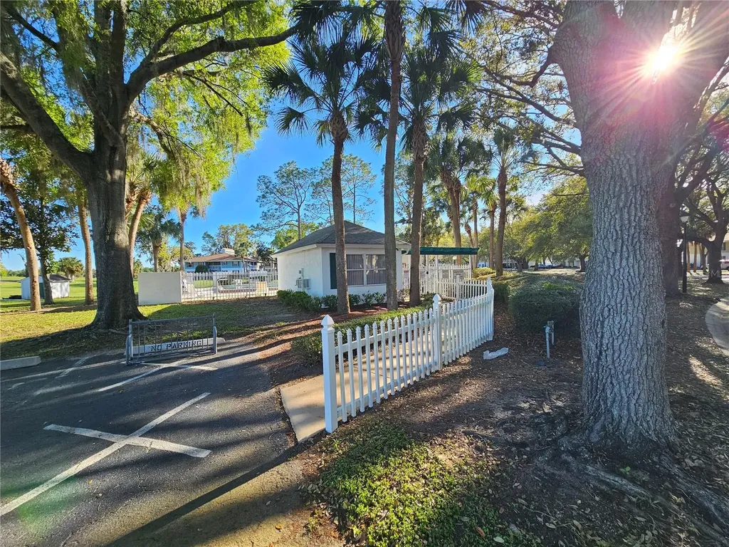 8200 Fairways Circle Ocala FL 34472