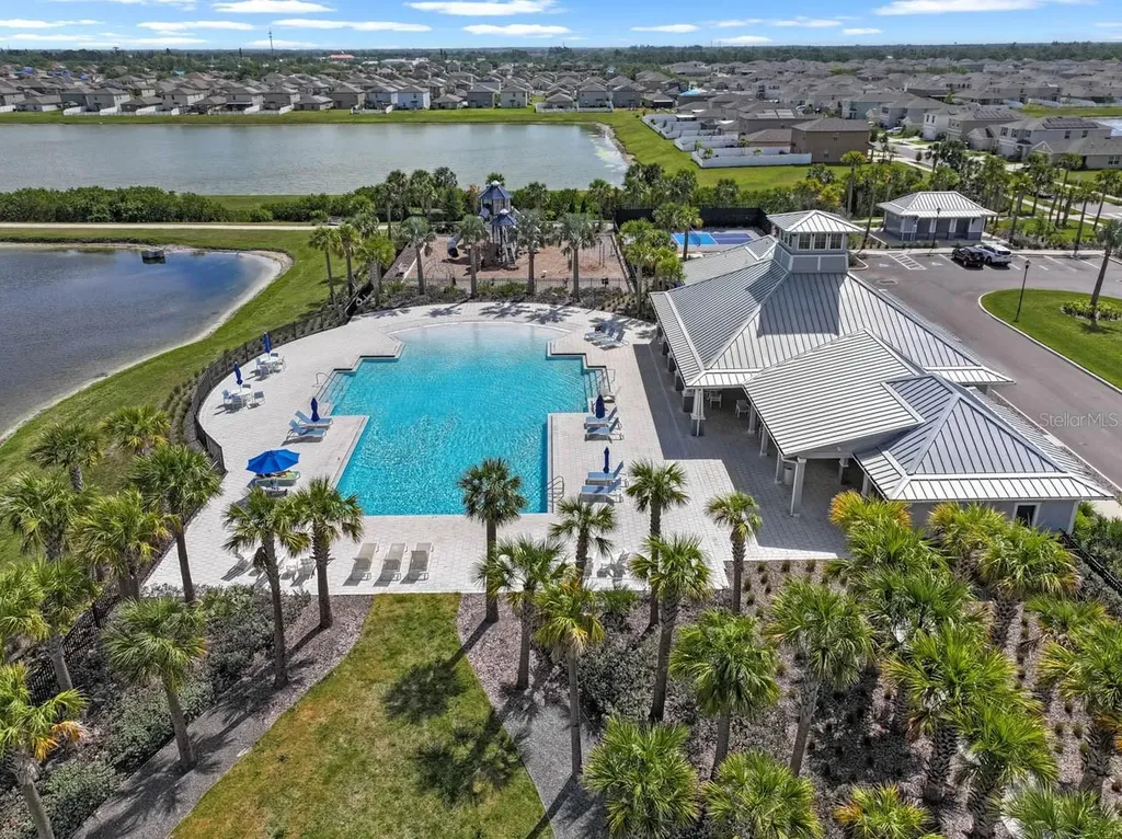 889 Calico Scallop Street Ruskin FL 33570