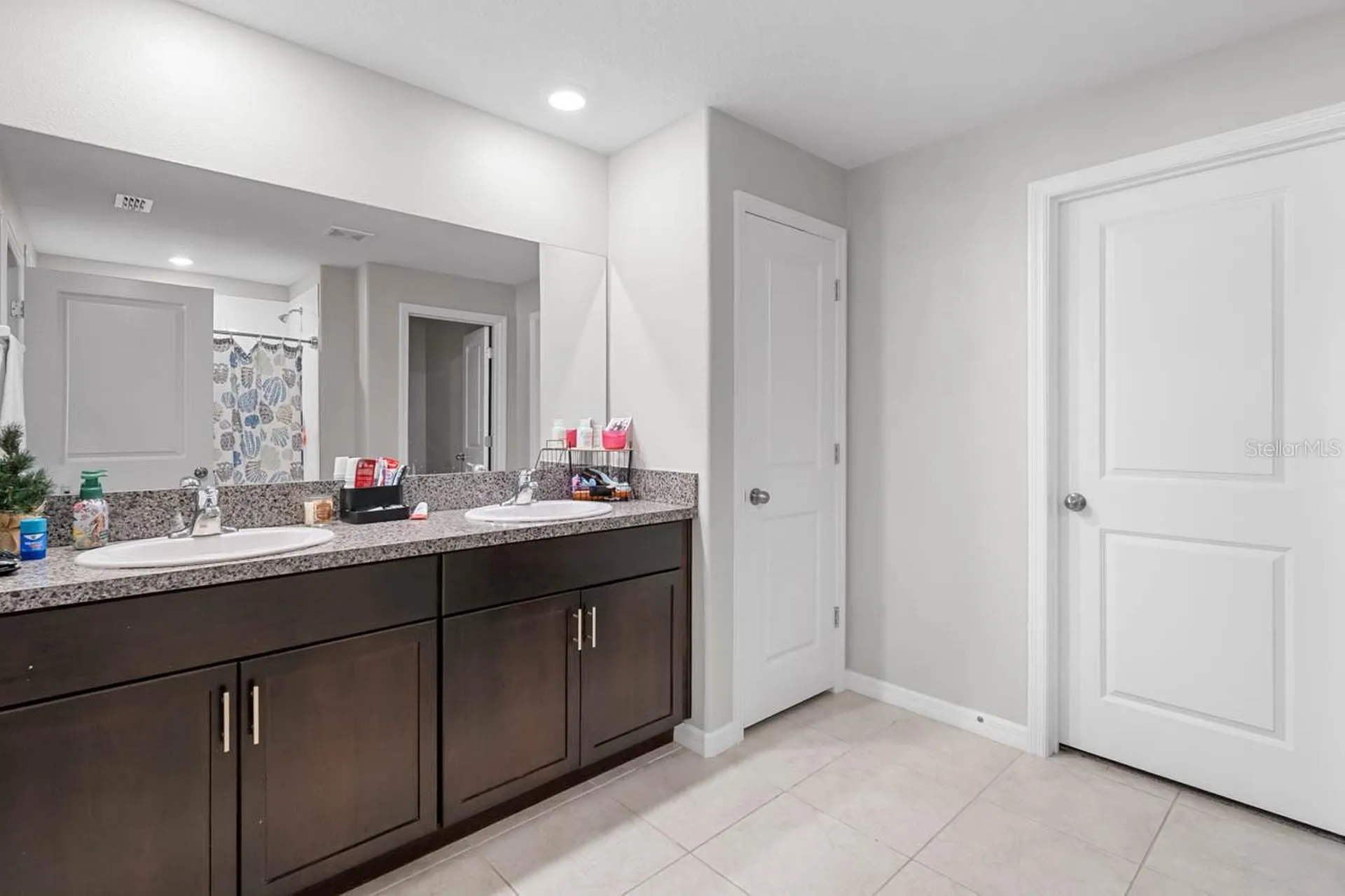 889 Calico Scallop Street Ruskin FL 33570