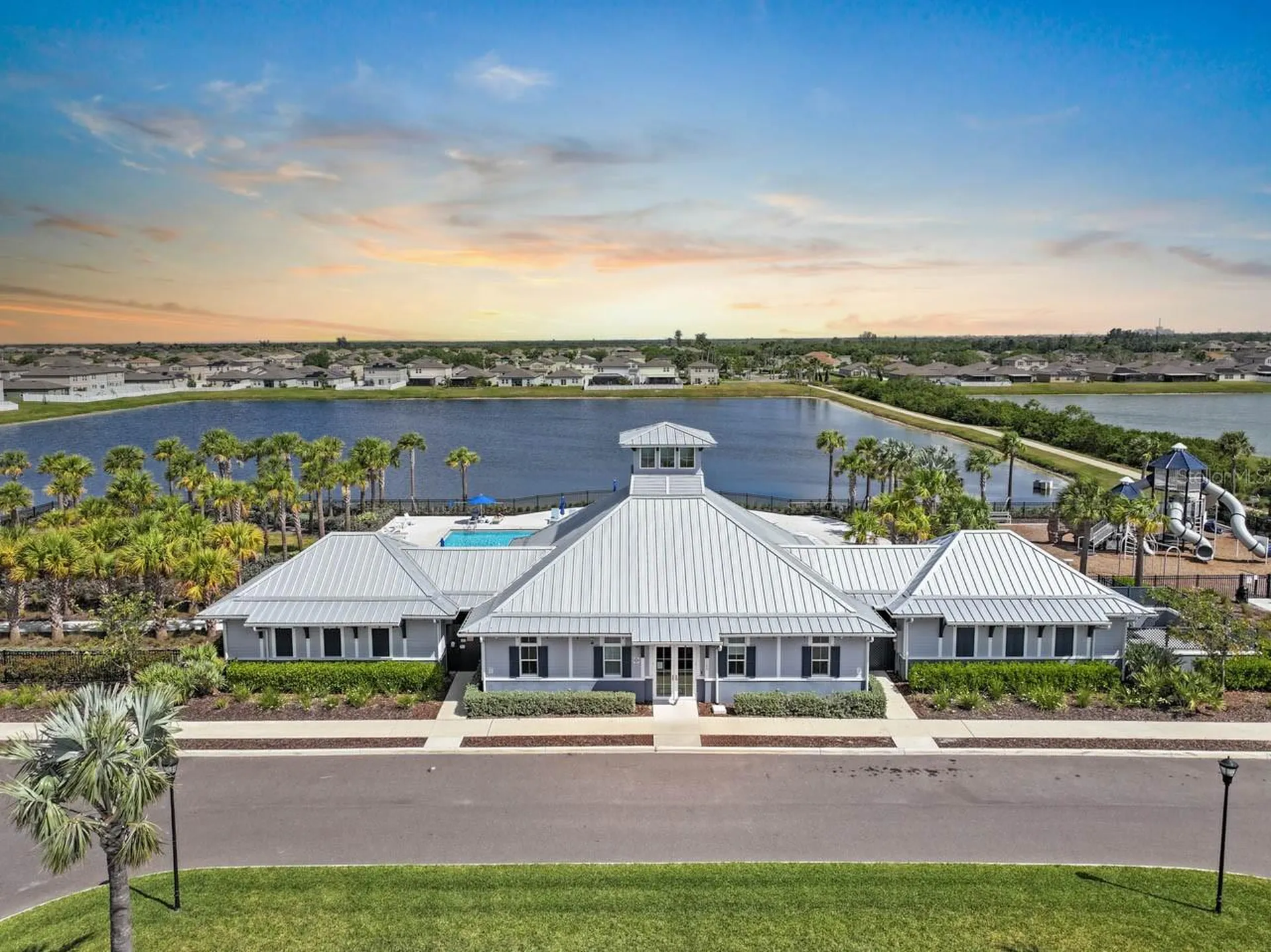 889 Calico Scallop Street Ruskin FL 33570