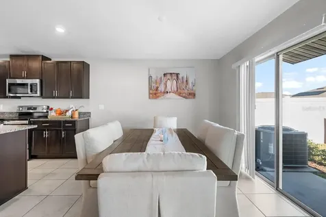 889 Calico Scallop Street Ruskin FL 33570