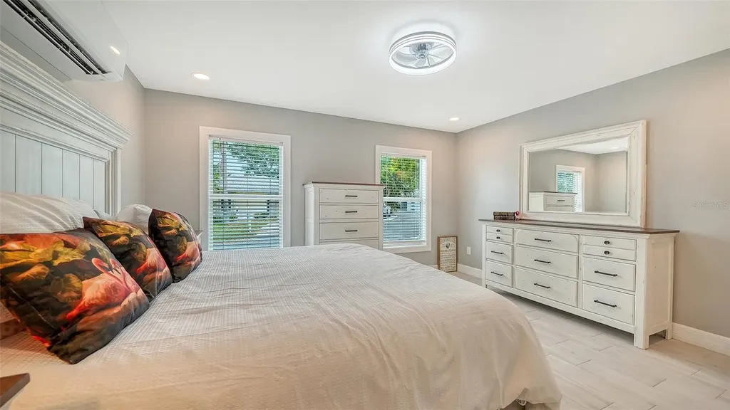 1224 Moonmist Circle Sarasota FL 34242