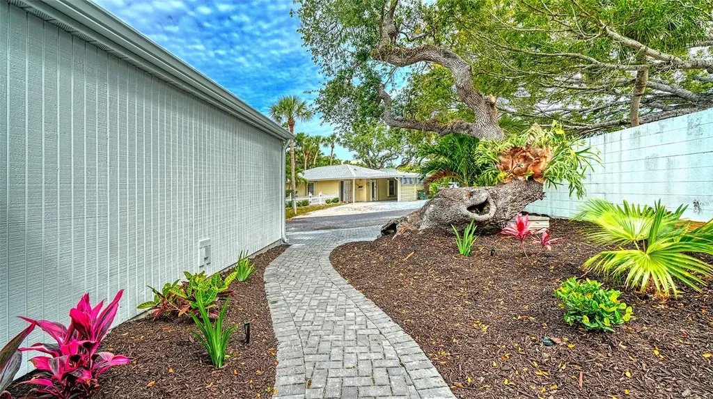 1224 Moonmist Circle Sarasota FL 34242