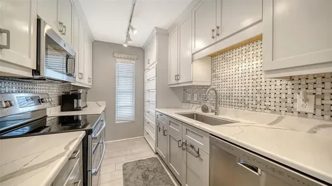 1224 Moonmist Circle Sarasota FL 34242