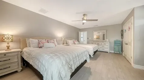 1224 Moonmist Circle Sarasota FL 34242