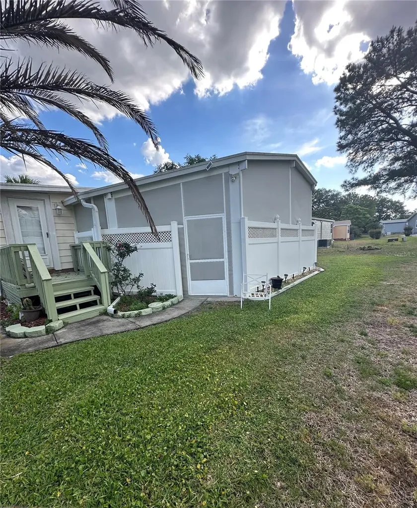 907 Orchid Street The Villages FL 32159