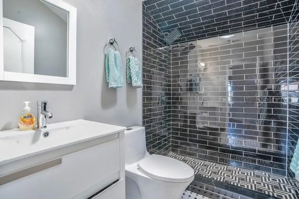934 Symphony Isles Boulevard Apollo Beach FL 33572