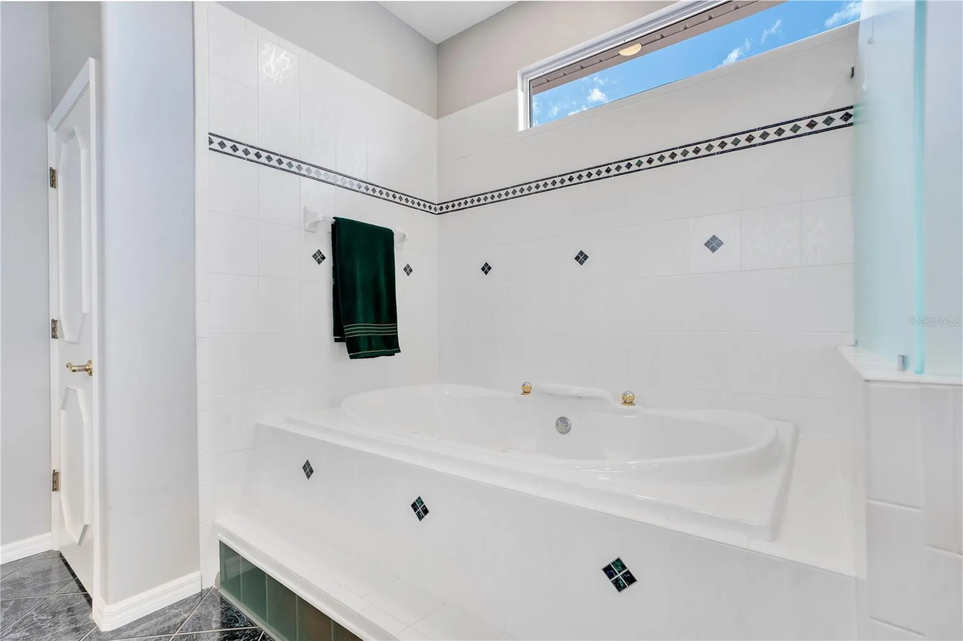 934 Symphony Isles Boulevard Apollo Beach FL 33572
