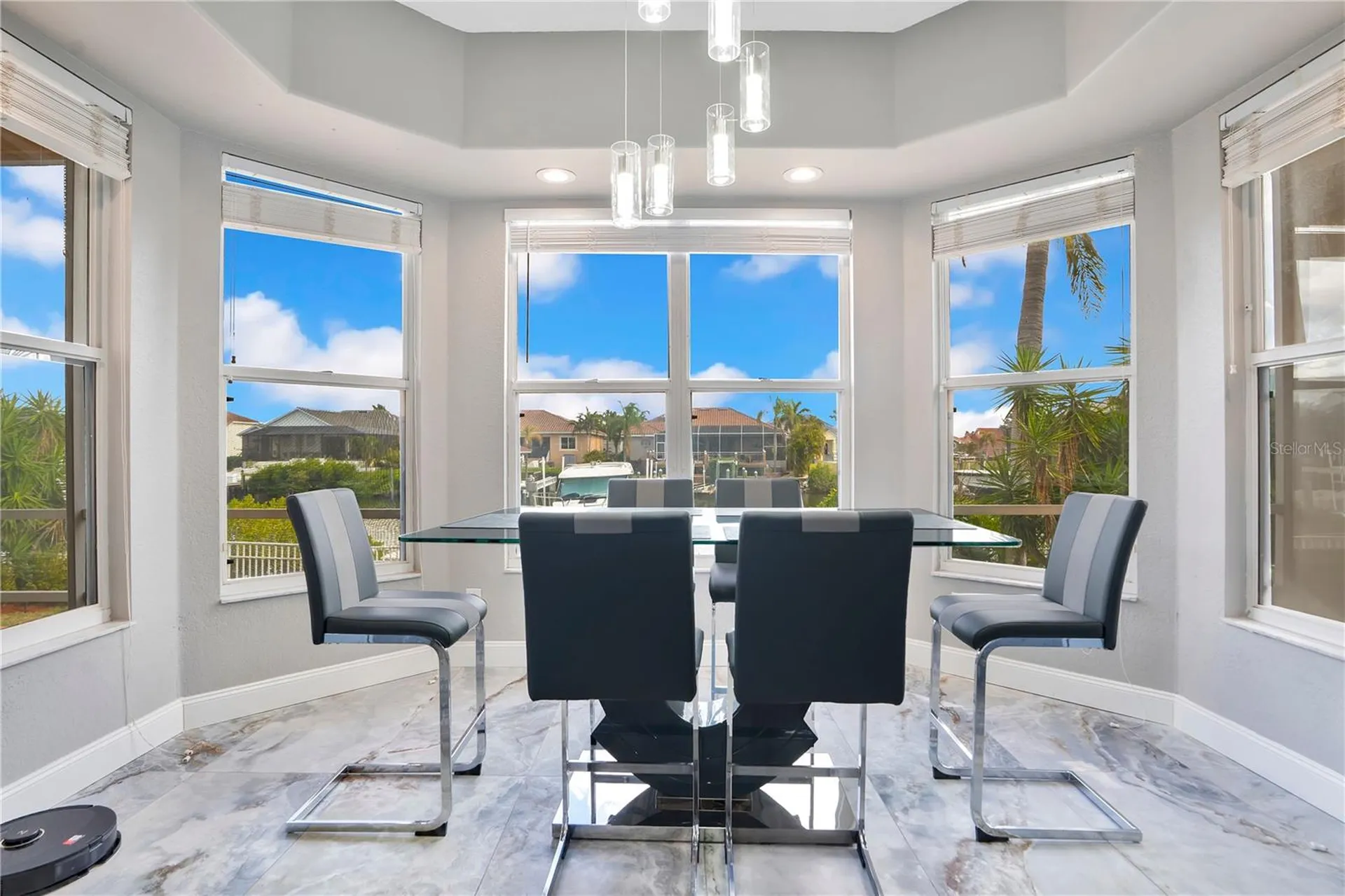 934 Symphony Isles Boulevard Apollo Beach FL 33572