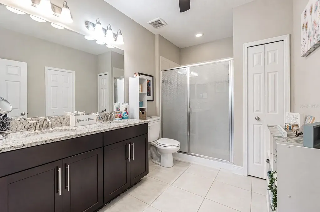 11523 Crowned Sparrow Lane Tampa FL 33626