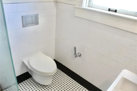 701 W Swann Avenue Tampa FL 33606