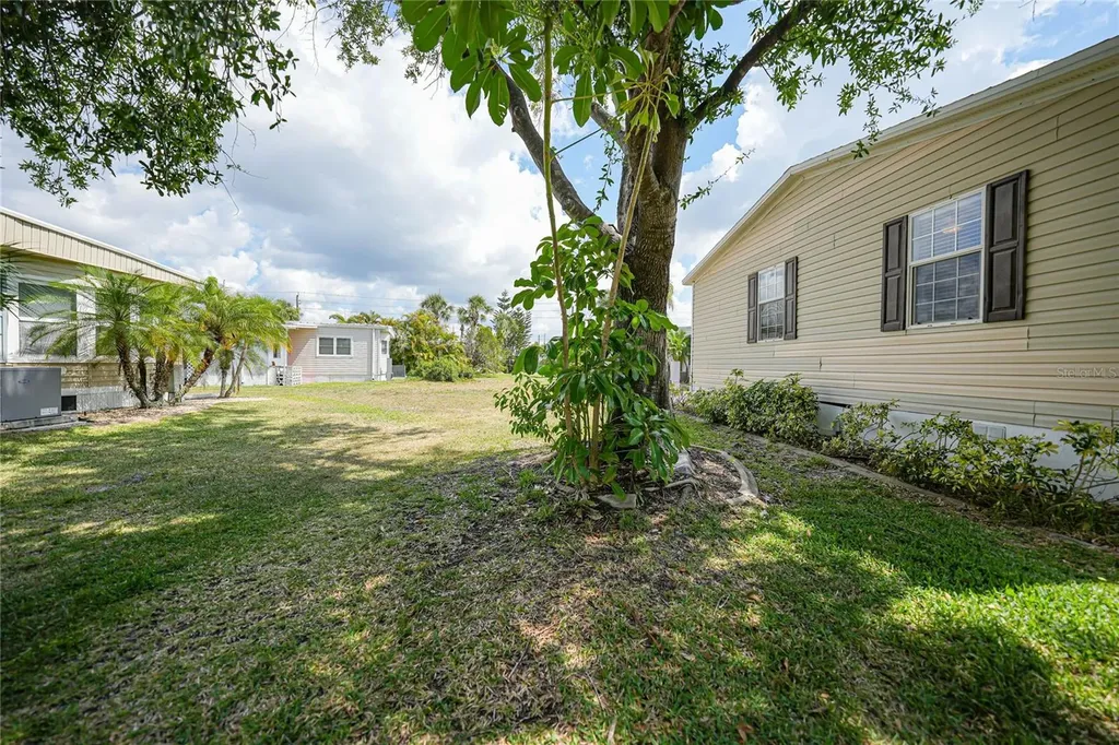 2100 Kings Highway Port Charlotte FL 33980